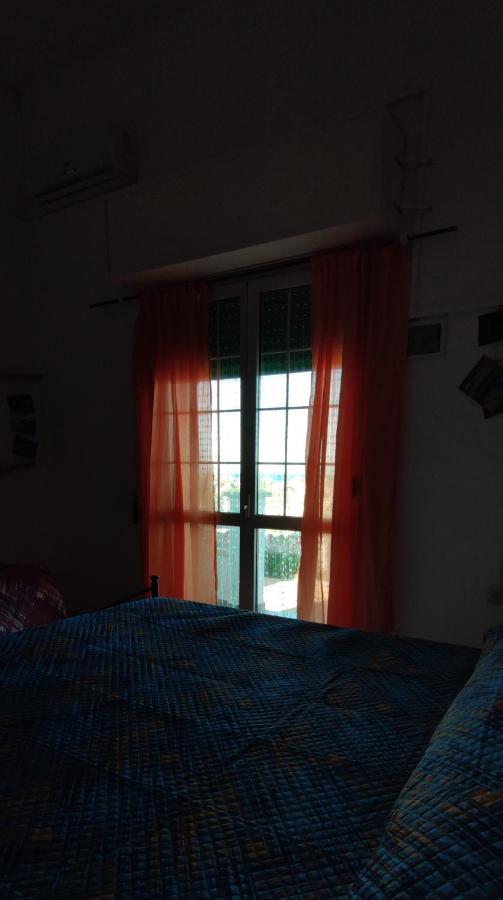 Casa Fronte Mare Torre Sant'Andrea Apartment ซานต์อันเดรอา ภายนอก รูปภาพ