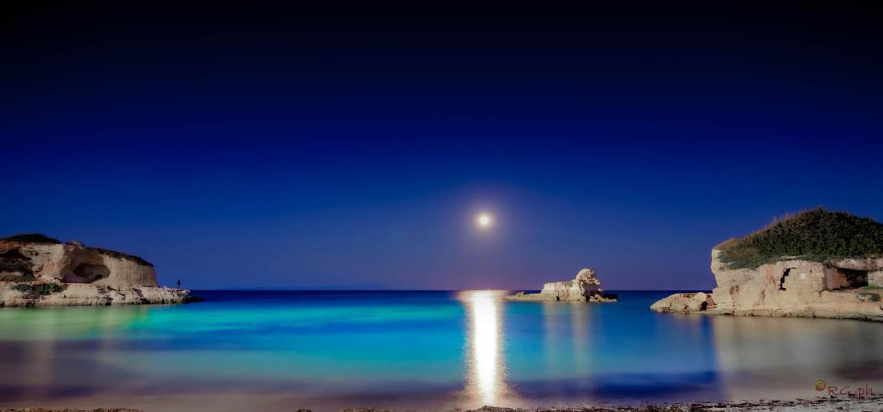 Casa Fronte Mare Torre Sant'Andrea Apartment ซานต์อันเดรอา ภายนอก รูปภาพ