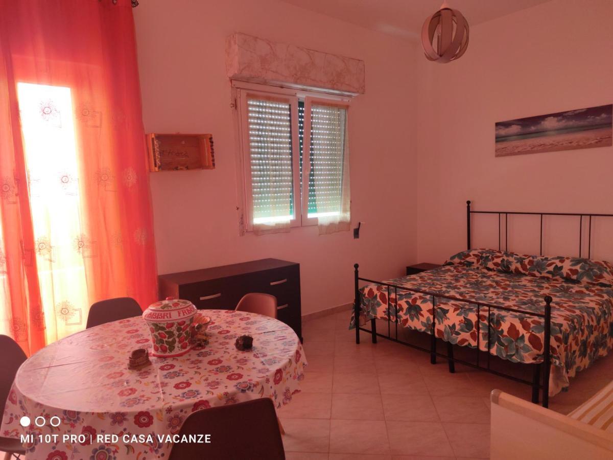 Casa Fronte Mare Torre Sant'Andrea Apartment ซานต์อันเดรอา ภายนอก รูปภาพ