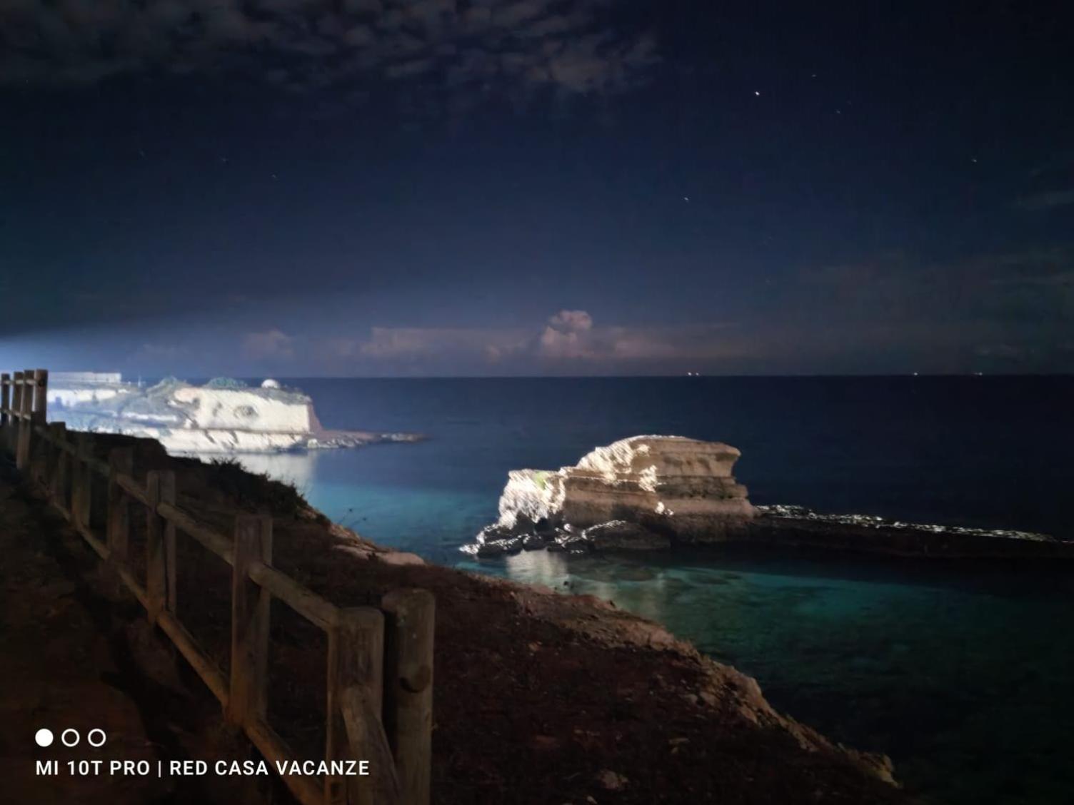 Casa Fronte Mare Torre Sant'Andrea Apartment ซานต์อันเดรอา ภายนอก รูปภาพ