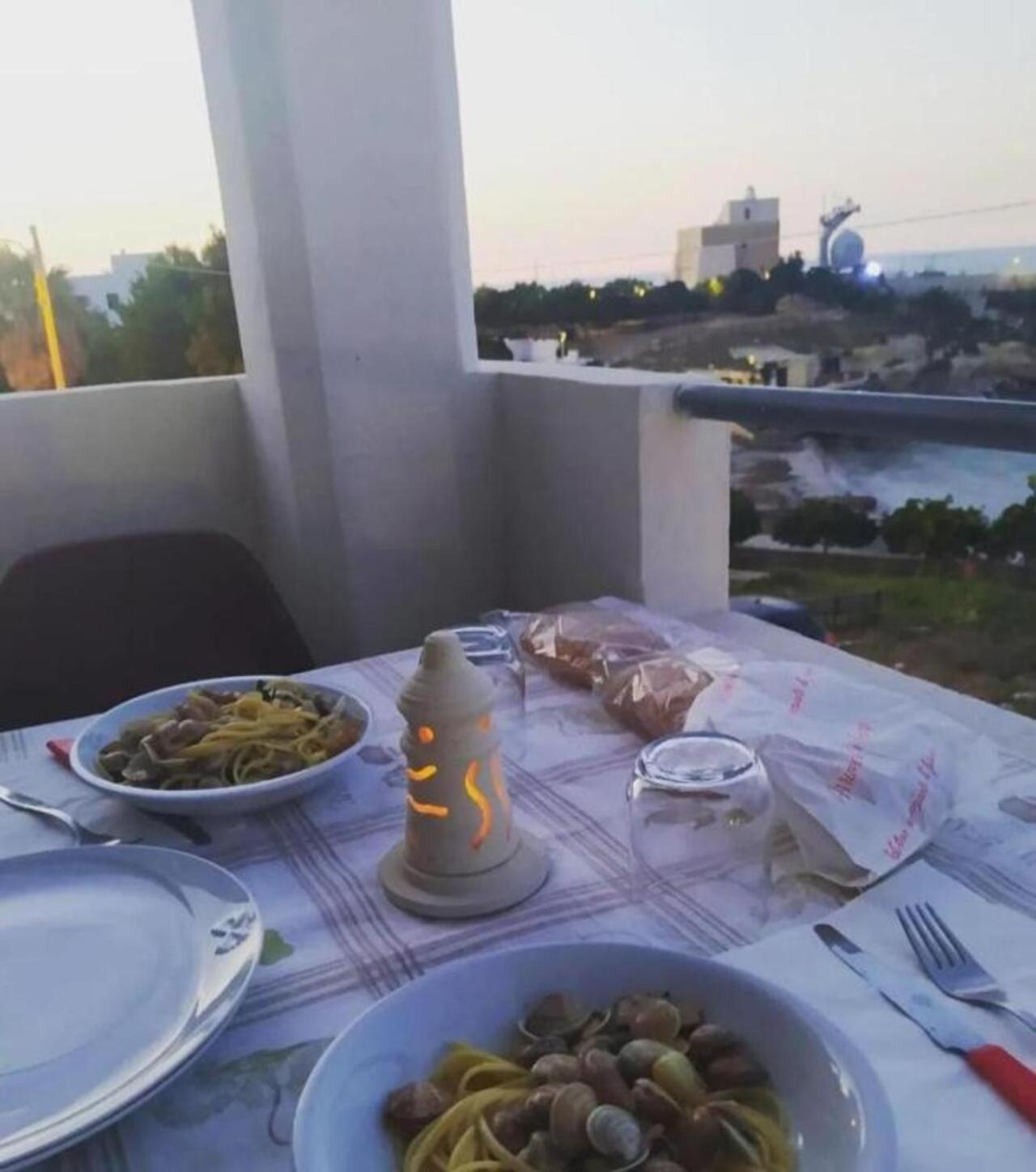 Casa Fronte Mare Torre Sant'Andrea Apartment ซานต์อันเดรอา ภายนอก รูปภาพ