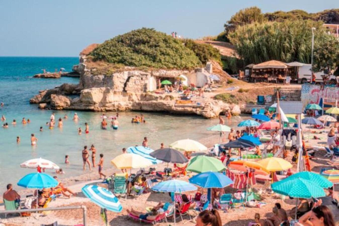 Casa Fronte Mare Torre Sant'Andrea Apartment ซานต์อันเดรอา ภายนอก รูปภาพ