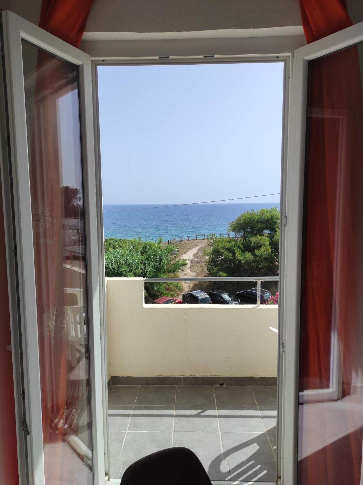 Casa Fronte Mare Torre Sant'Andrea Apartment ซานต์อันเดรอา ภายนอก รูปภาพ